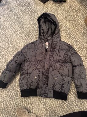 Appaman Kids Hooded Puffer Jacket in Charcoal Gray size 6